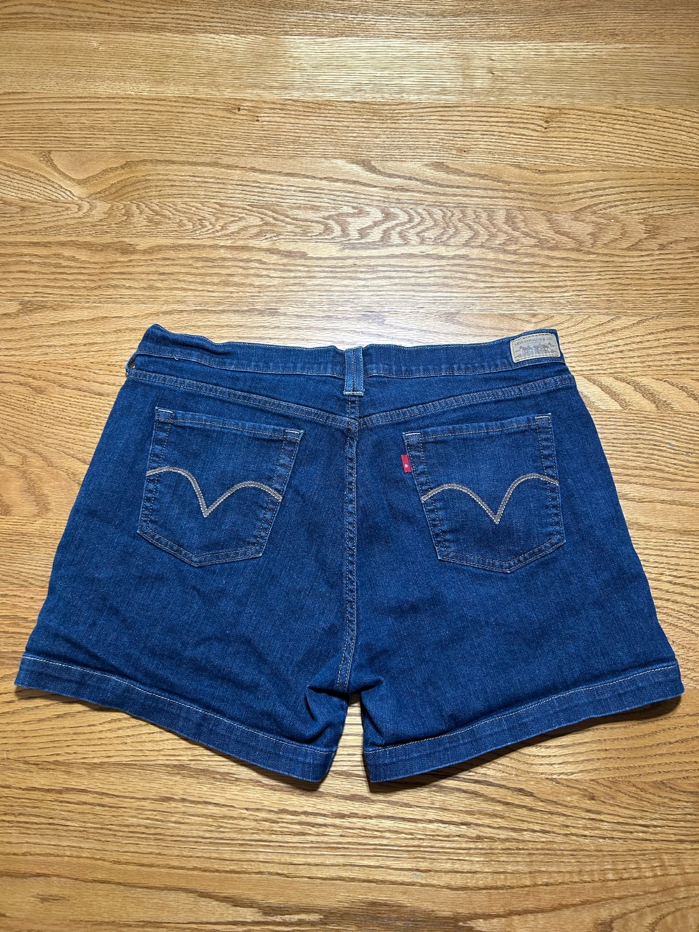 Women’s Levis 515 Shorts Dark Wash Size 16 - Picture 4 of 7